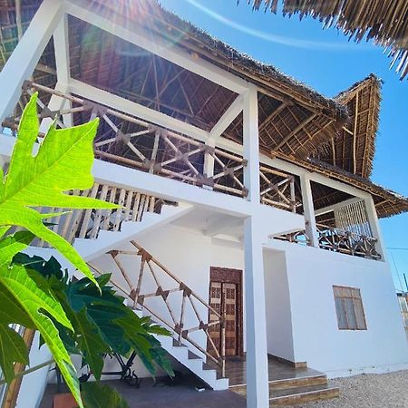 Mamayoyo House Нунгві Екстер'єр фото
