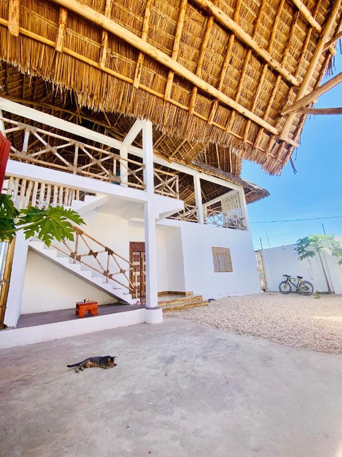 Mamayoyo House Нунгві Екстер'єр фото