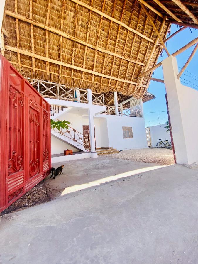 Mamayoyo House Нунгві Екстер'єр фото